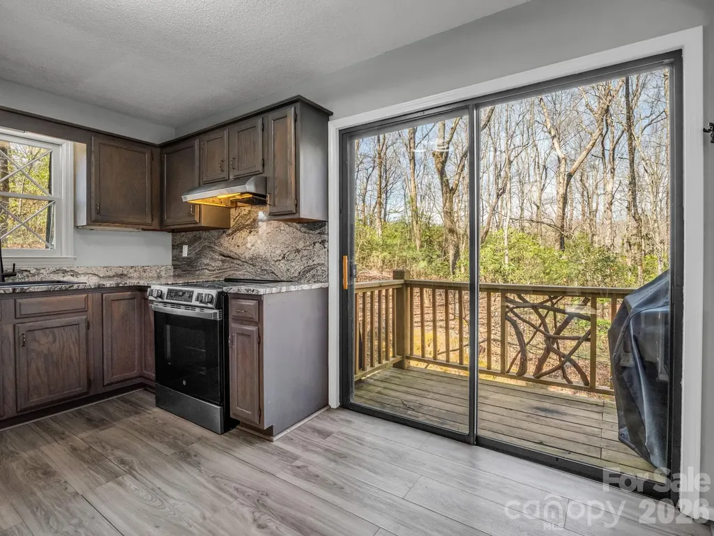 177 Tsisqua Circle Brevard NC 28712