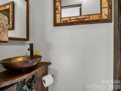177 Tsisqua Circle Brevard NC 28712