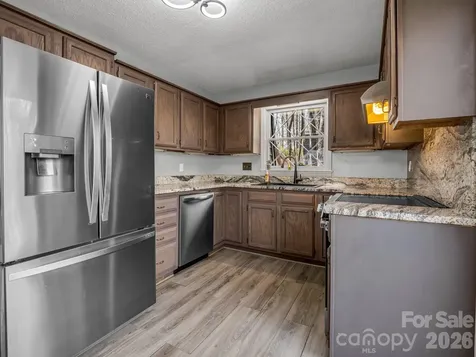 177 Tsisqua Circle Brevard NC 28712