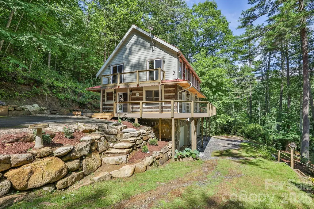 1679 Woods Mountain Trail Cullowhee NC 28723