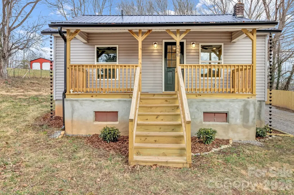 246 Marion Street Marion NC 28752