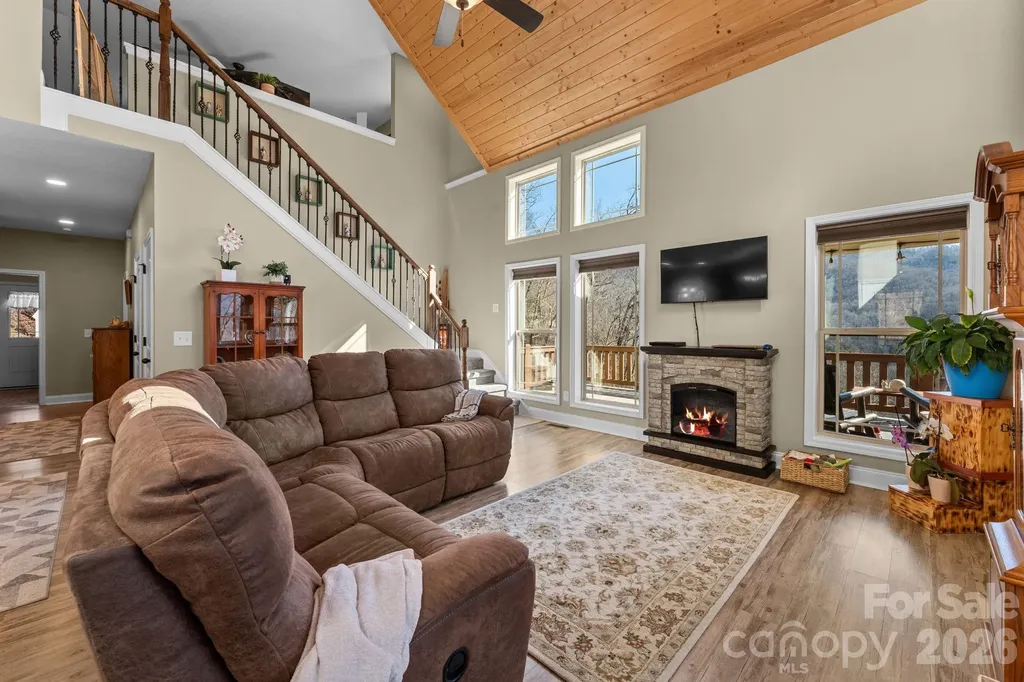 410 Moonlight Trail Bryson City NC 28713