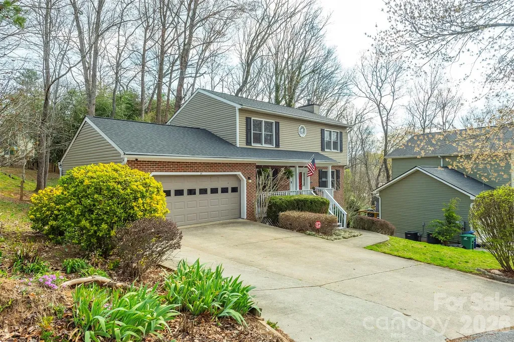 46 Foxberry Drive Arden NC 28704