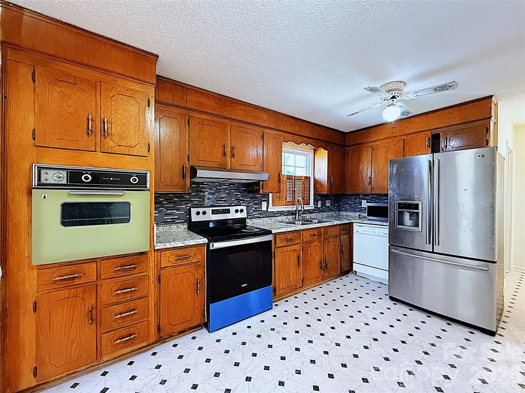 6625 Old Post Road Charlotte NC 28212