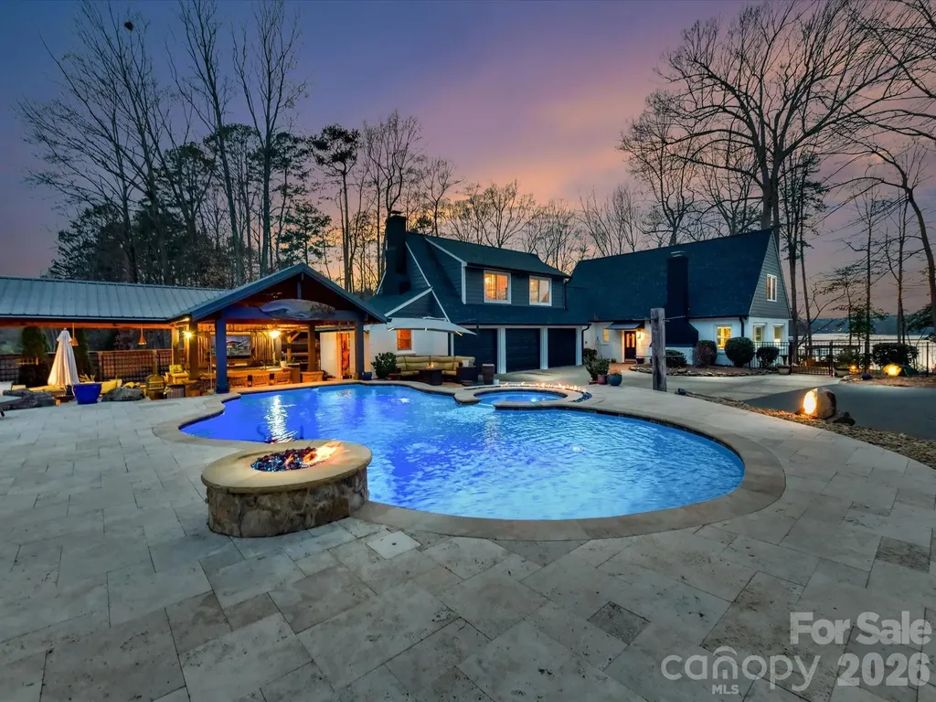 5401 Mountain Point Lane Charlotte NC 28216