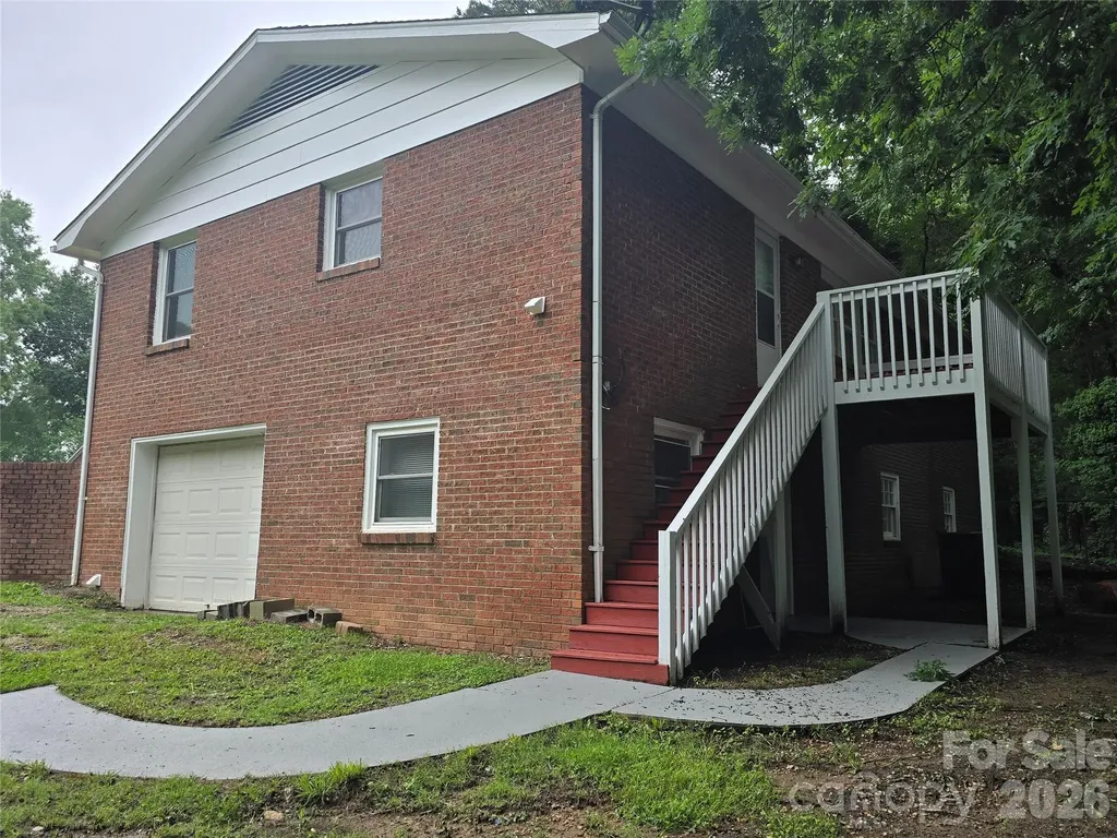 1660 Songwood Road Concord NC 28025