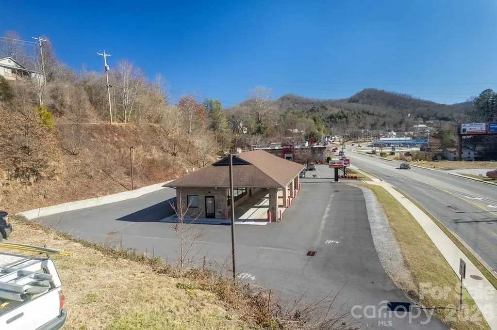 307 E Main Street Sylva NC 28779