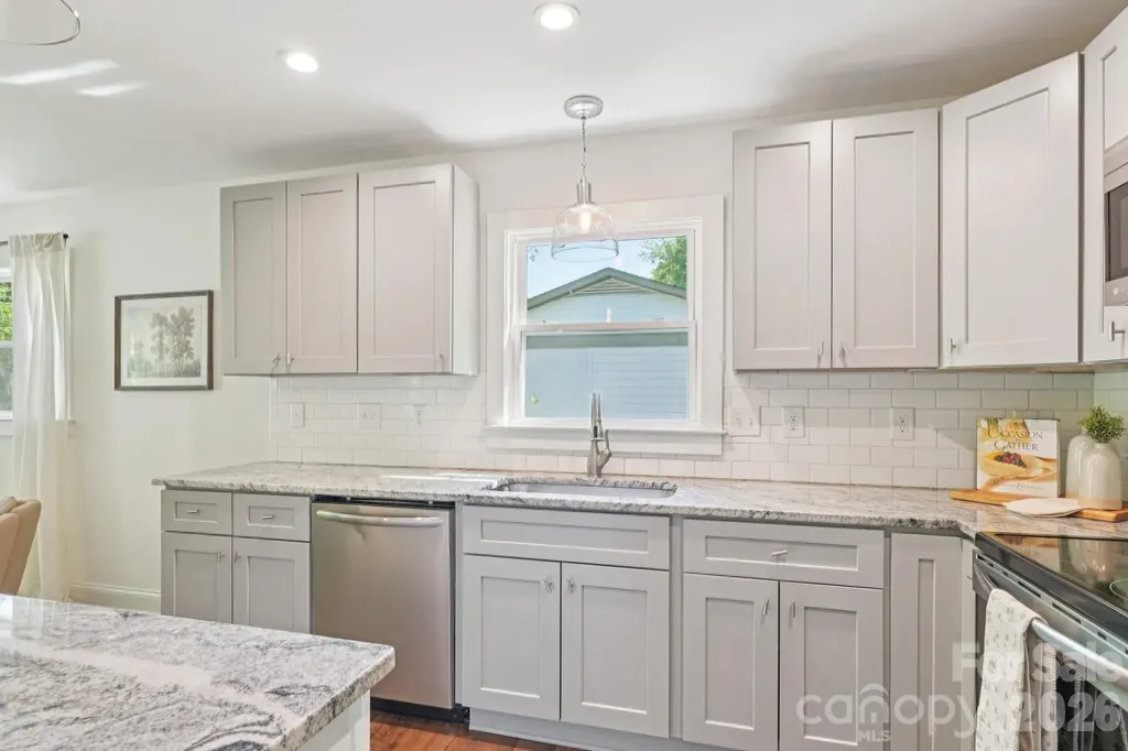 3000 Dunlavin Way Charlotte NC 28205
