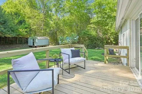 3000 Dunlavin Way Charlotte NC 28205