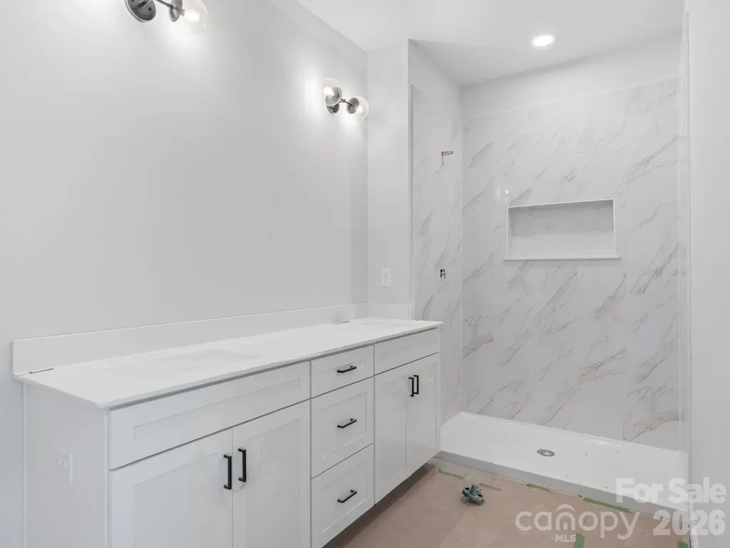 180 Cherry Springs Lane Asheville NC 28804