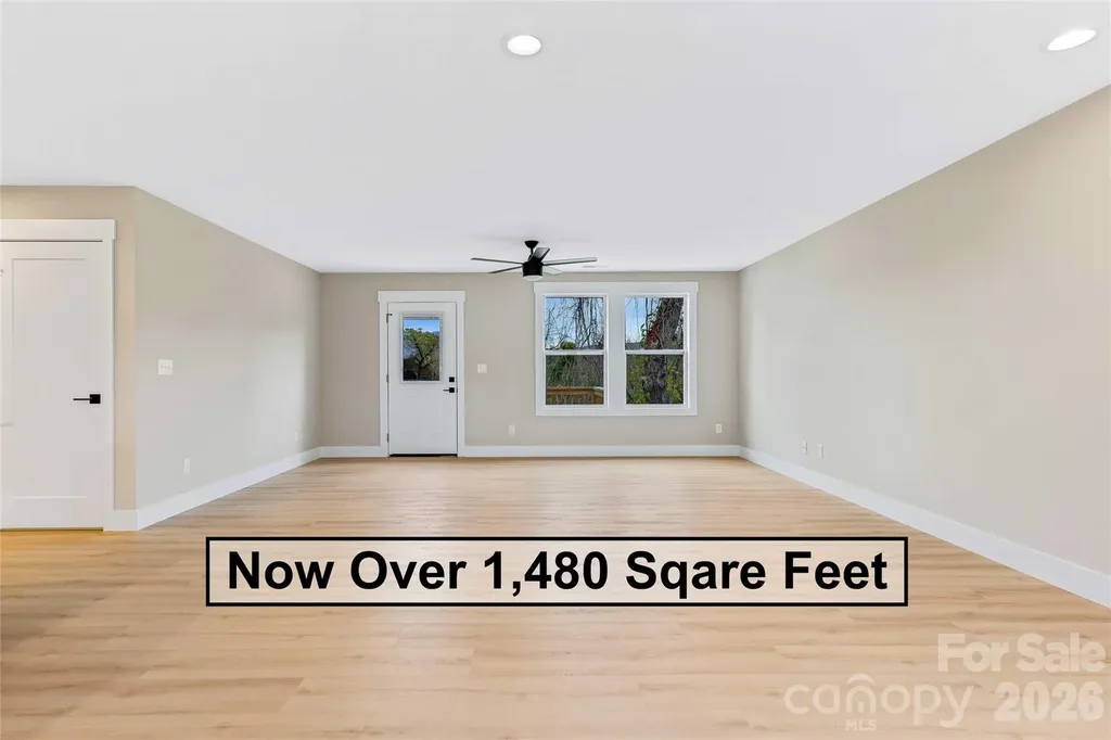662 Beehive Road Hendersonville NC 28792