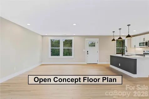 662 Beehive Road Hendersonville NC 28792