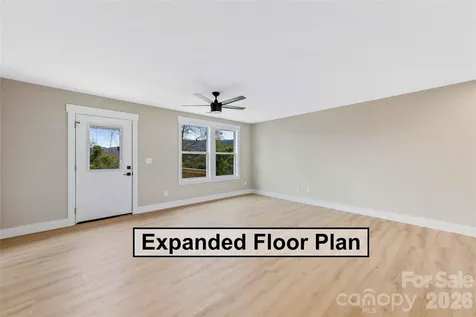 662 Beehive Road Hendersonville NC 28792
