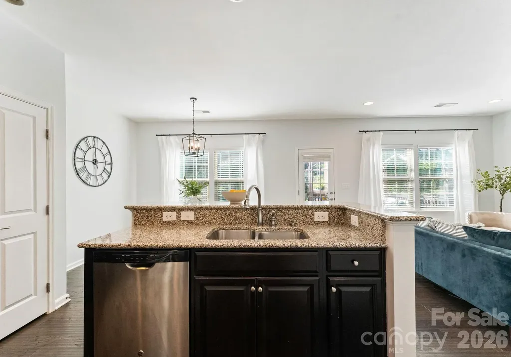 3443 Hornets Nest Way Charlotte NC 28208