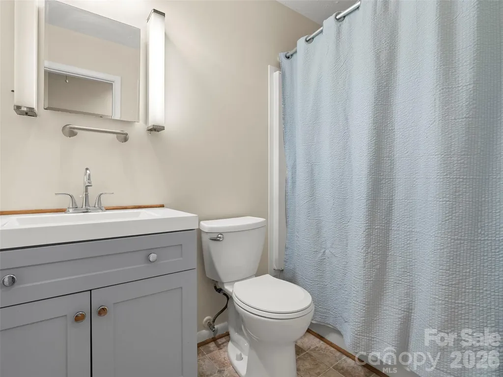 76 Maple Springs Road Asheville NC 28805