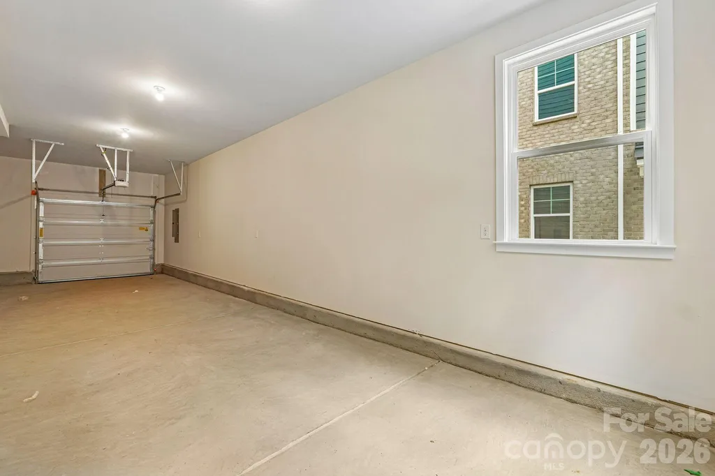 806 Hammers Lane Charlotte NC 28205
