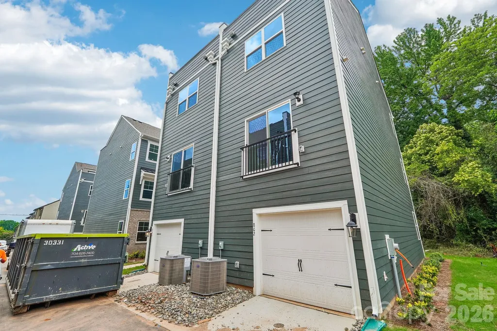 806 Hammers Lane Charlotte NC 28205