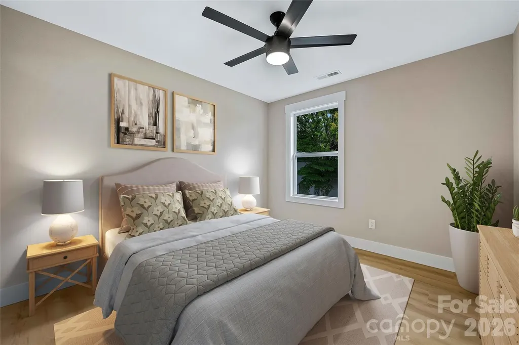 696 Beehive Road Hendersonville NC 28792