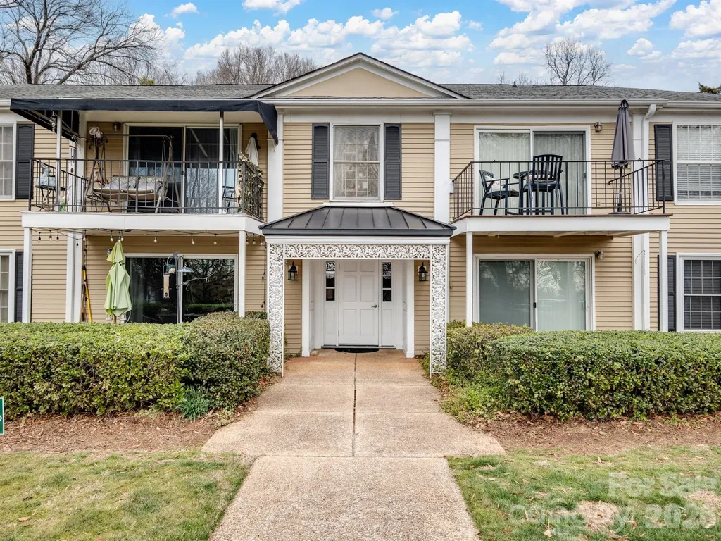 7034 Quail Hill Road Charlotte NC 28210