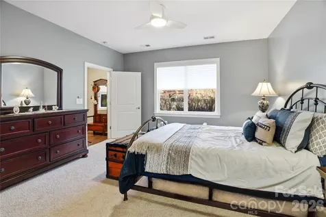 4899 Looking Glass Trail Denver NC 28037