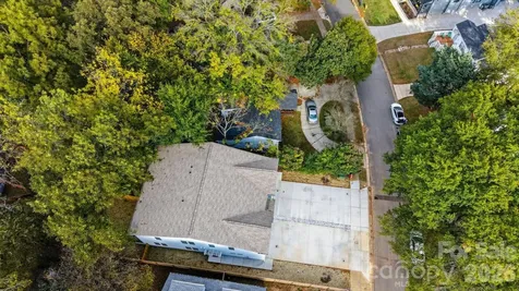 105 N Smallwood Place Charlotte NC 28216