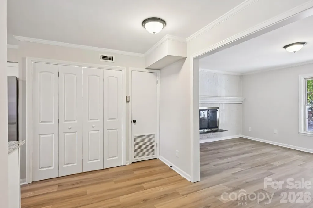 2231 Rexford Road Charlotte NC 28211