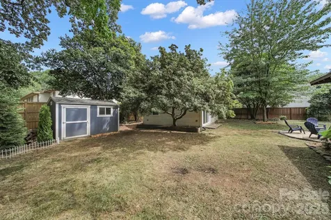 1638 Longfellow Street Charlotte NC 28205