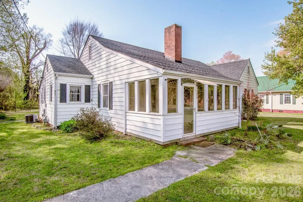 198 Center Street Cooleemee NC 27014