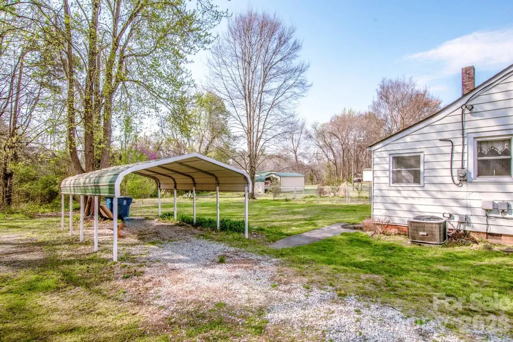 198 Center Street Cooleemee NC 27014