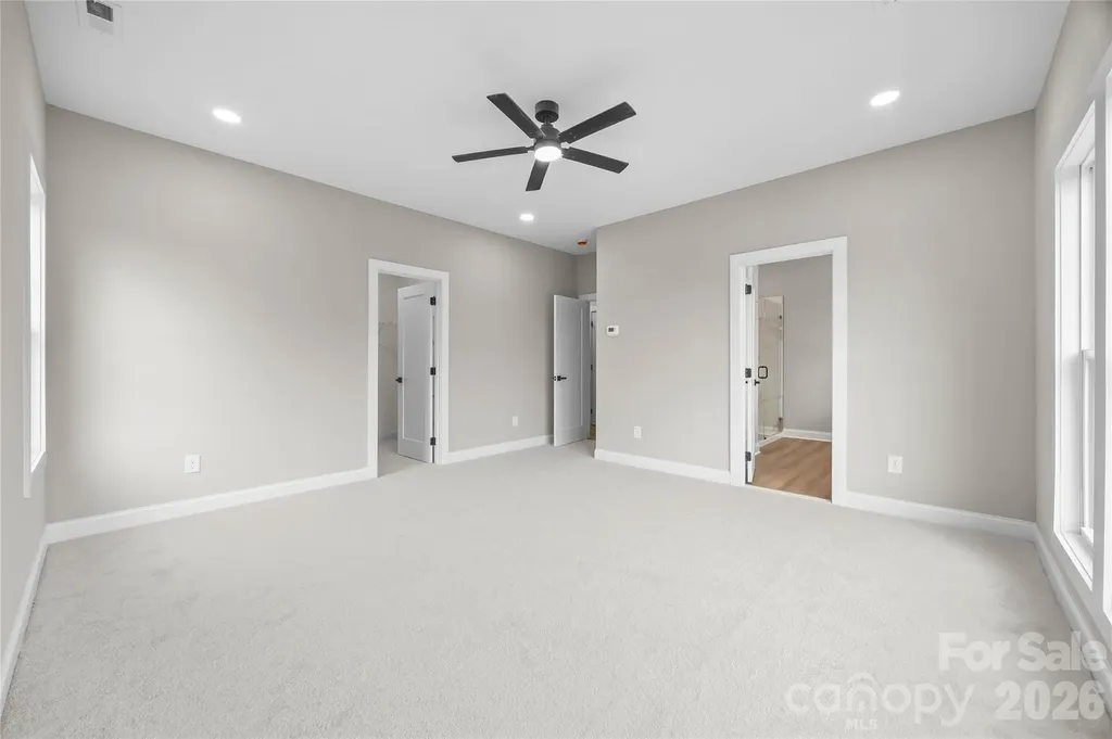401 N Lee Street Mount Holly NC 28120