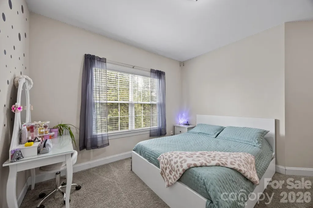 3 Dreambird Drive Leicester NC 28748