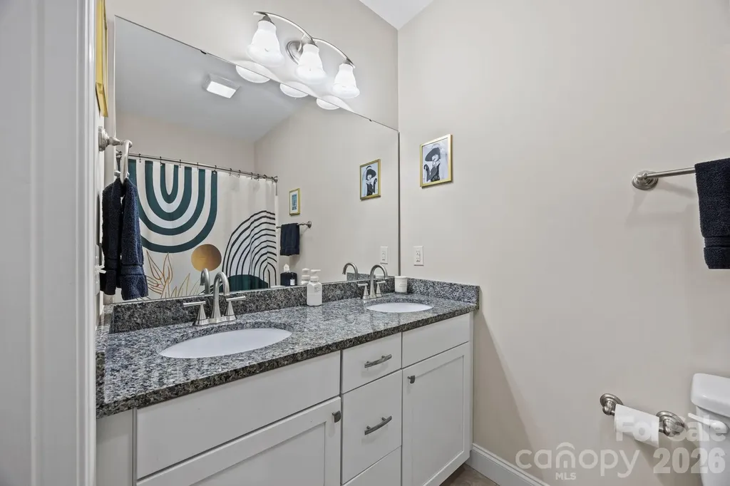 3 Dreambird Drive Leicester NC 28748
