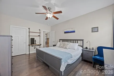 3 Dreambird Drive Leicester NC 28748