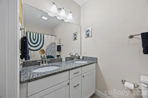 3 Dreambird Drive Leicester NC 28748