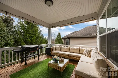 3 Dreambird Drive Leicester NC 28748