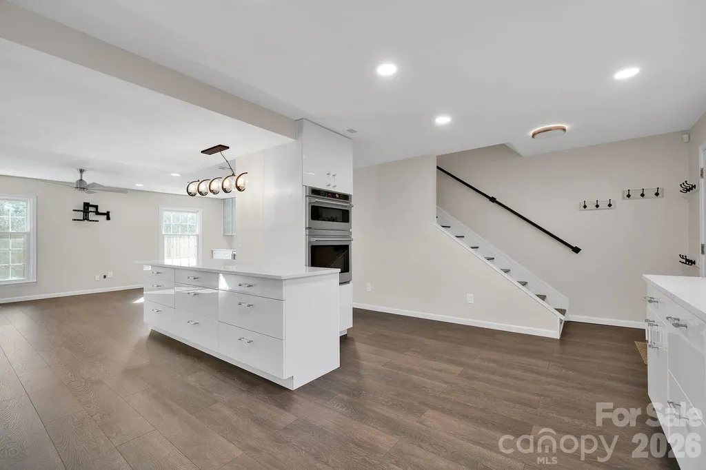 8308 Knights Bridge Road Charlotte NC 28210