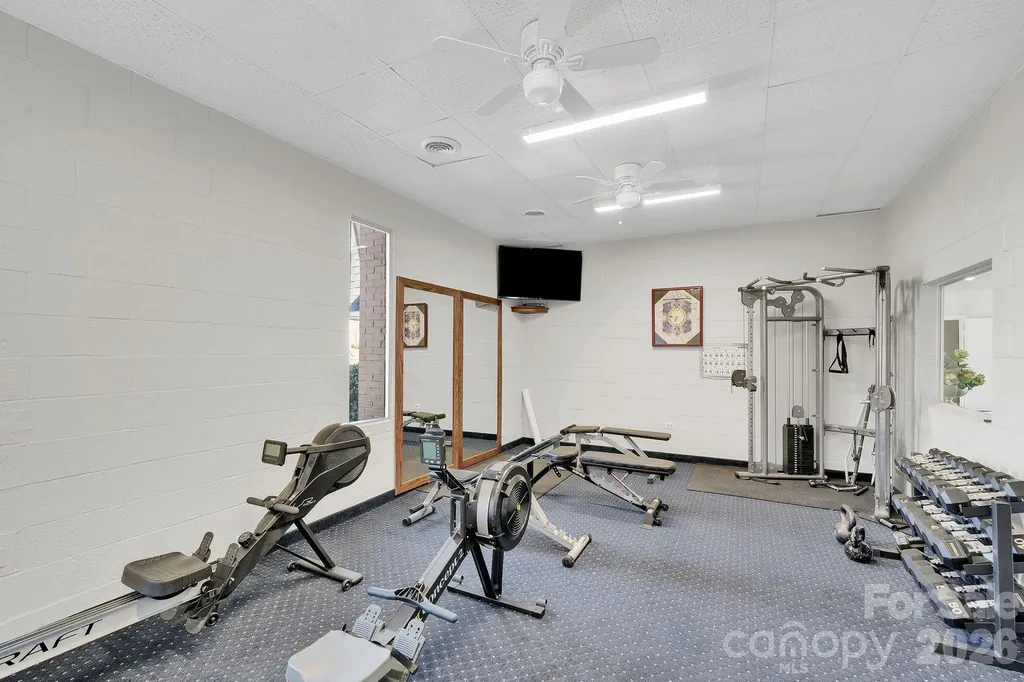 8308 Knights Bridge Road Charlotte NC 28210