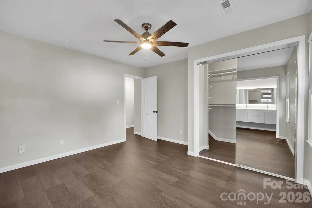 8308 Knights Bridge Road Charlotte NC 28210