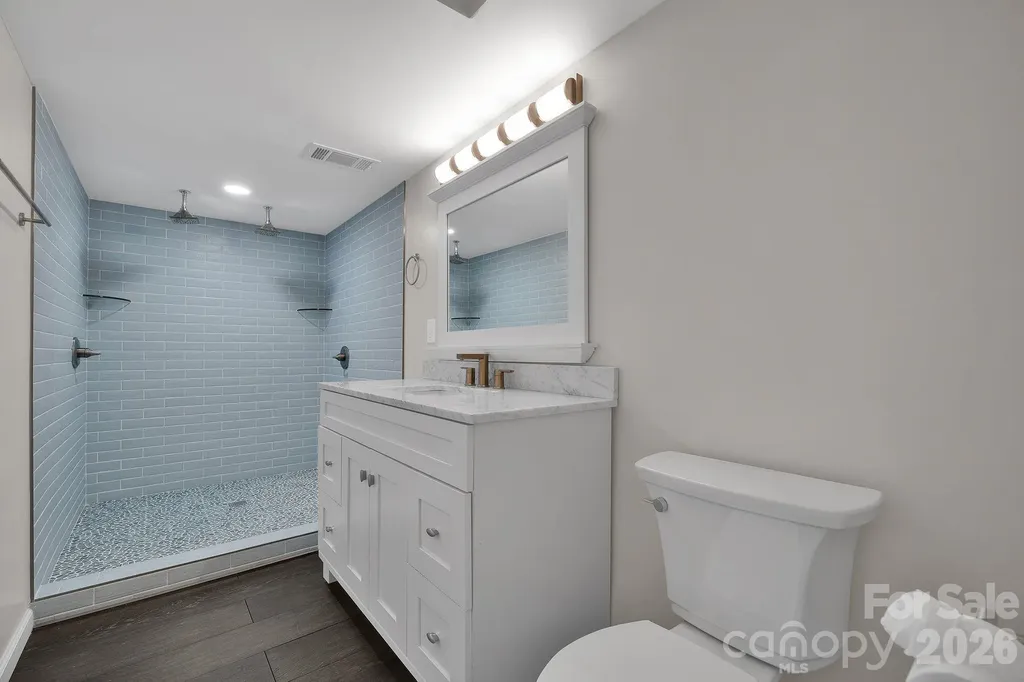 8308 Knights Bridge Road Charlotte NC 28210