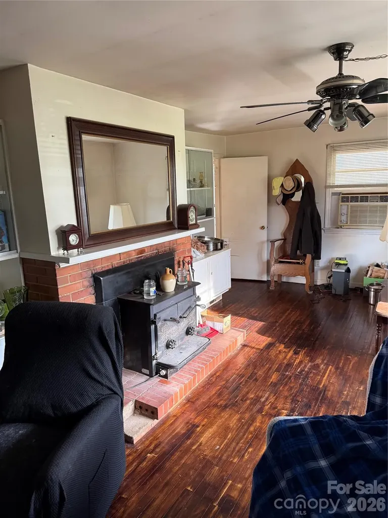 3218 Driftwood Drive Charlotte NC 28205