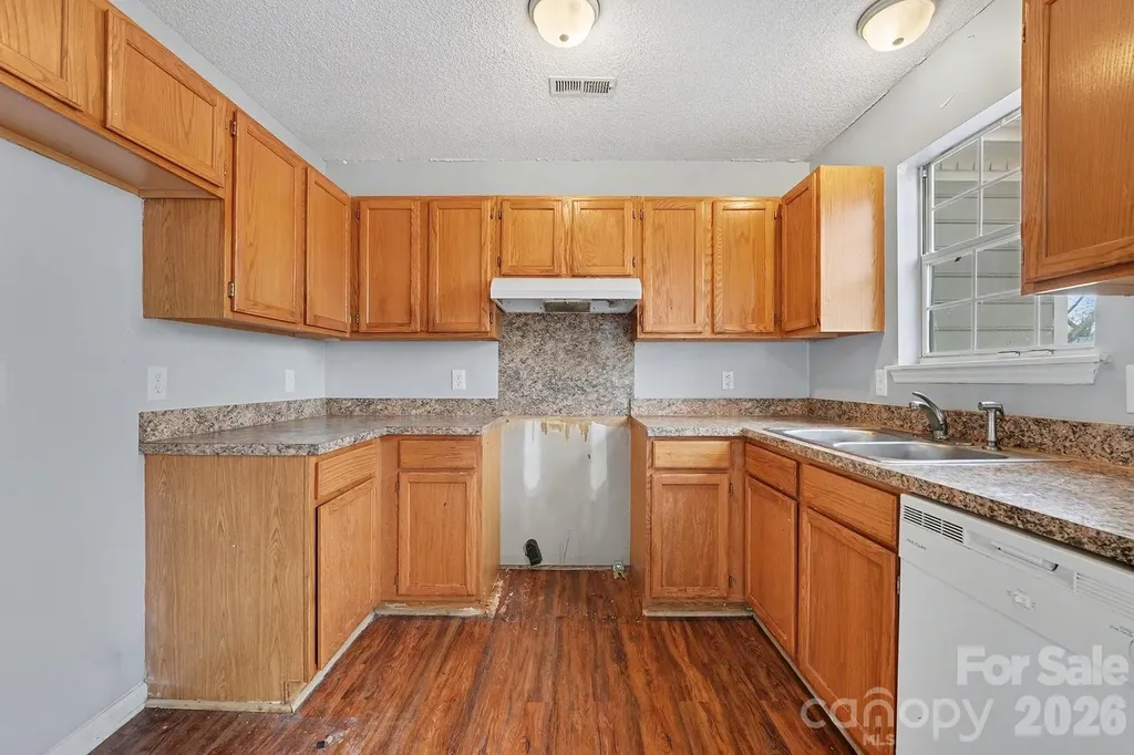 1709 Jeffrey Bryan Drive Charlotte NC 28213