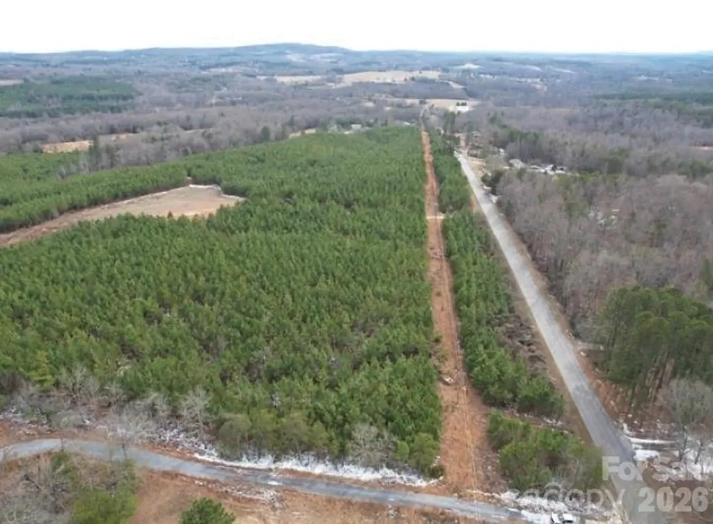 2957 Blacksburg Road Grover NC 28073