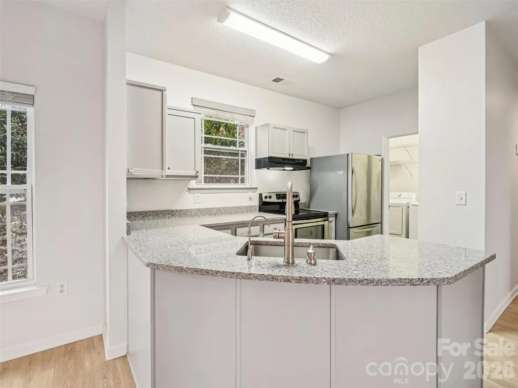 9 Northbrook Place Asheville NC 28804
