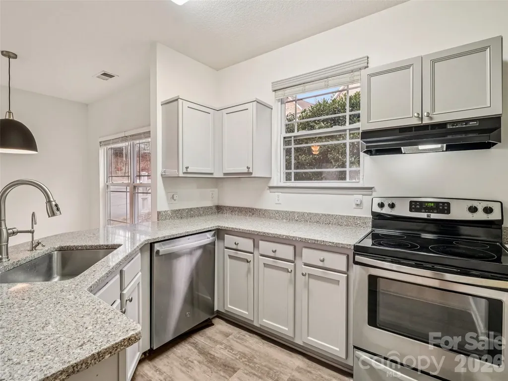 9 Northbrook Place Asheville NC 28804