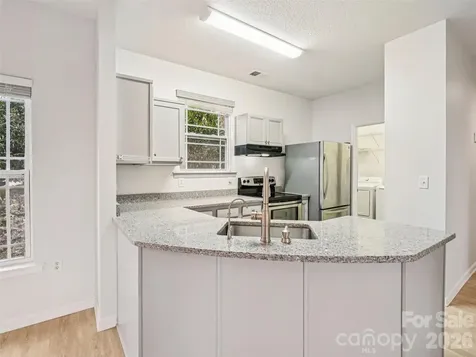 9 Northbrook Place Asheville NC 28804