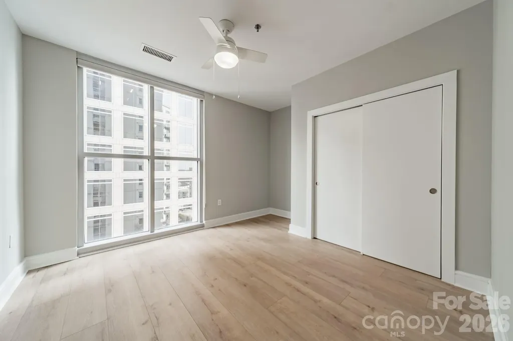 333 W Trade Street Charlotte NC 28202