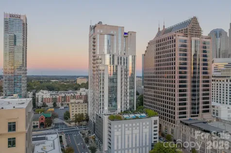 333 W Trade Street Charlotte NC 28202