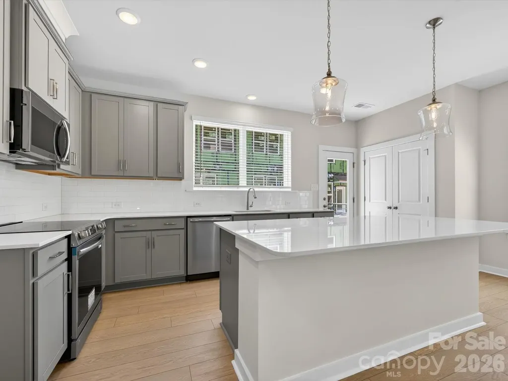 1534 Lithium Lane Charlotte NC 28211