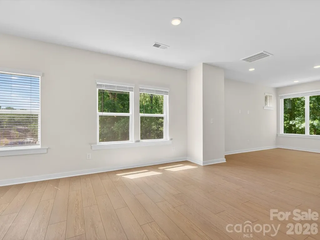 1534 Lithium Lane Charlotte NC 28211