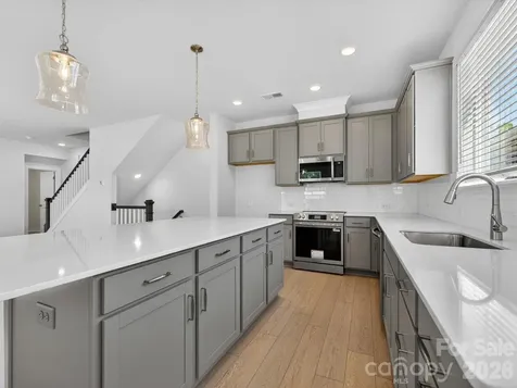 1534 Lithium Lane Charlotte NC 28211